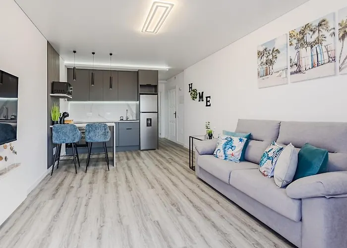 Апартаменти Luxury In Paradise Cort Адехе