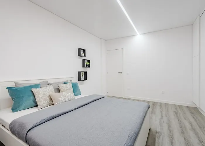 Luxury In Paradise Cort Апартаменти Адехе